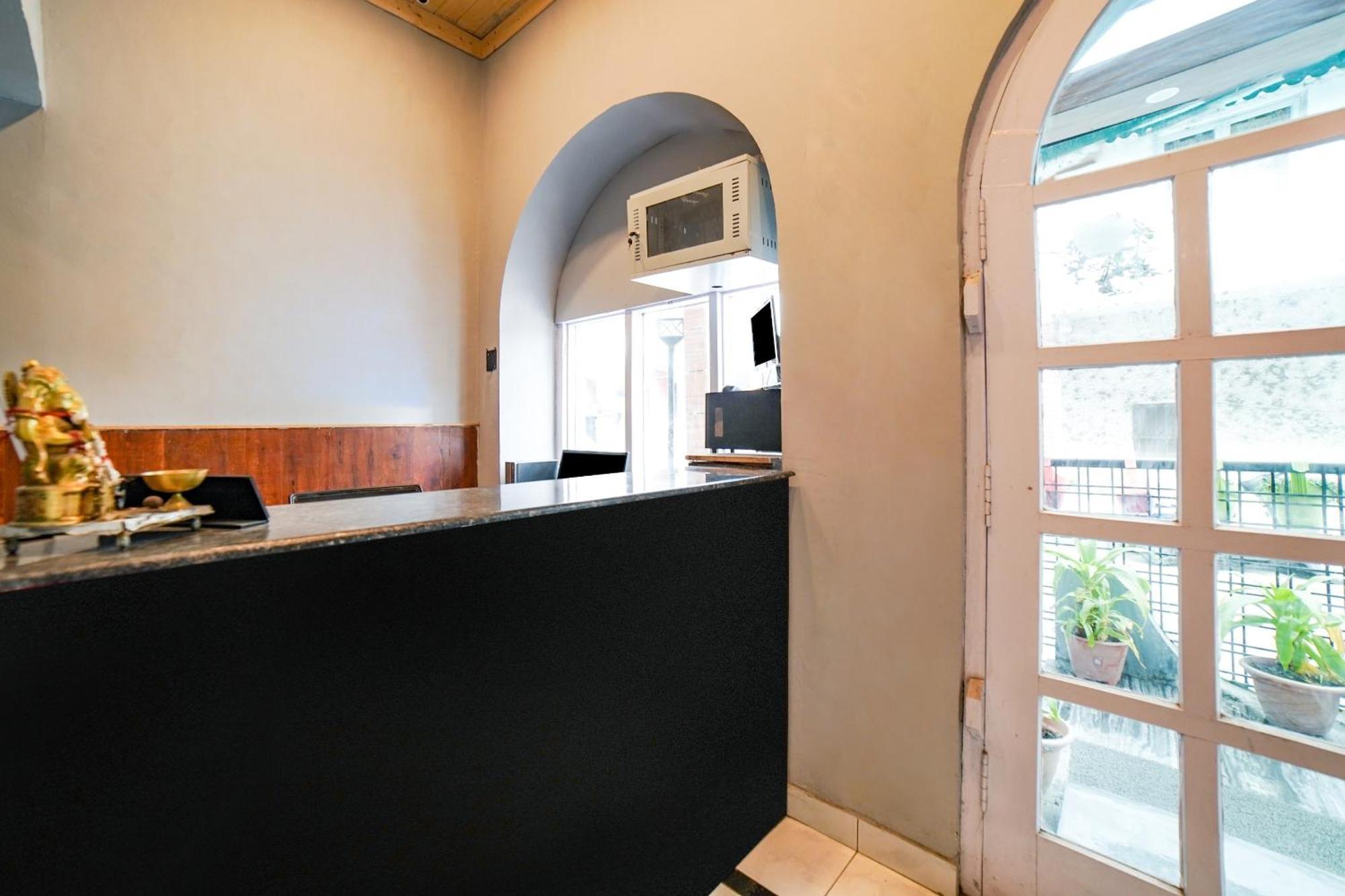 Hotel O Sunshine Guest House Арамбол Екстериор снимка